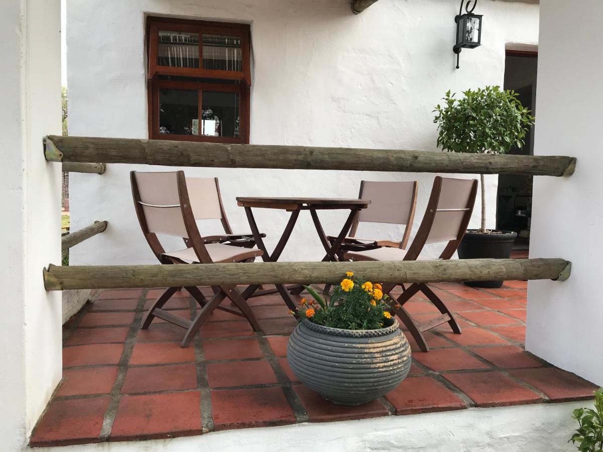 Raithby Winelands Historical Cottage Exterior foto